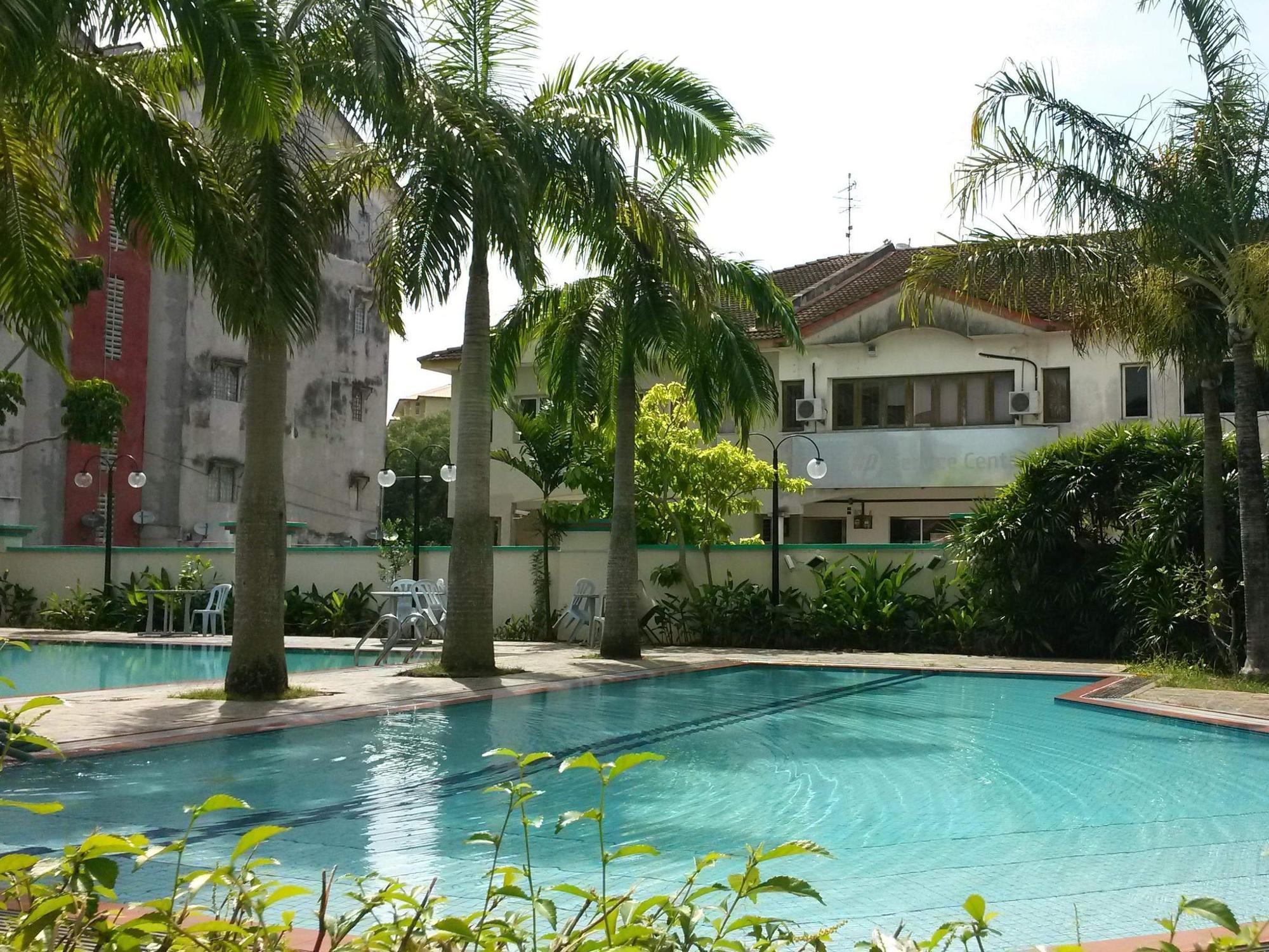 超级牛仔酒店 Malacca 外观 照片